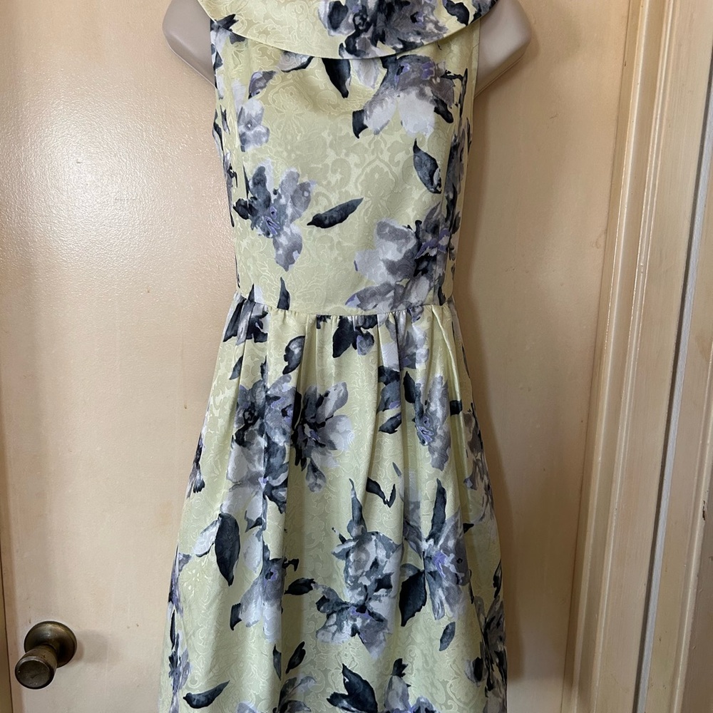 iena Retro Floral Mini Dress in Light Yellow and Gray size M